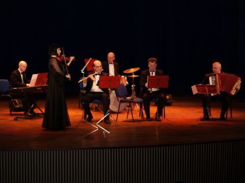 salon_orkiestra1.jpg