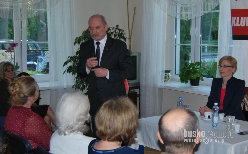 macierewicz002.jpg