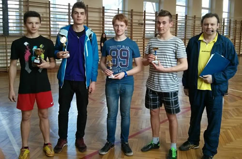 zsti_tenis02.jpg