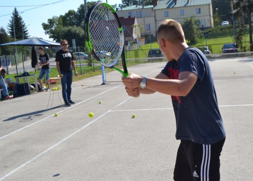 tenis_zsti124.jpg