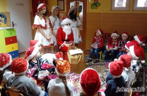 mikolajki_przedszkole1_jedrzejow104.jpg